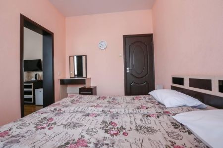 Номер категории "Джуниор сюит" (Главный корпус)